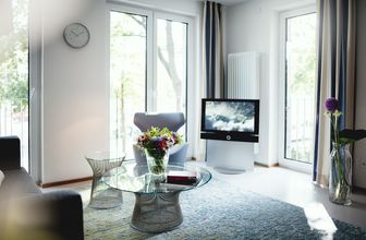 Seniorengerechtes Wohnen in Hannover Wohnzimmer mit eigenen Möbeln